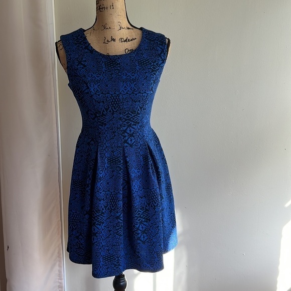Emerald Sundae blue black print dress size S - Picture 4 of 12